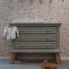 Vintage commode houtkleur/badkamermeubel