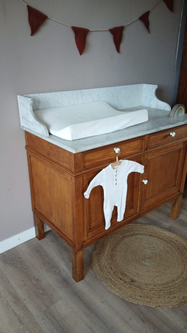 *GERESERVEERD* Vintage houten commode met wit marmeren blad Mimi