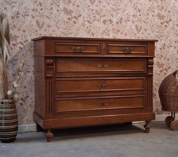 Vintage commode ladekast uniek babykamer kinderkamer duurzaam antiek