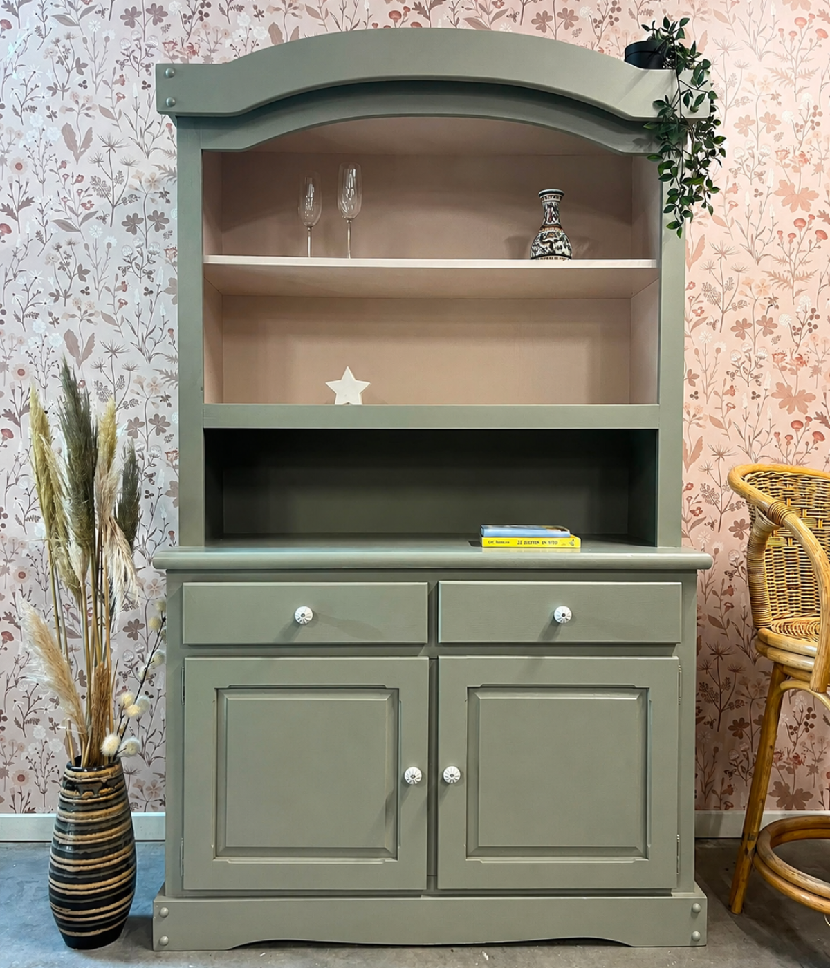 vintage buffetkast woonkamerkast servieskast uniek duurzaam interieur