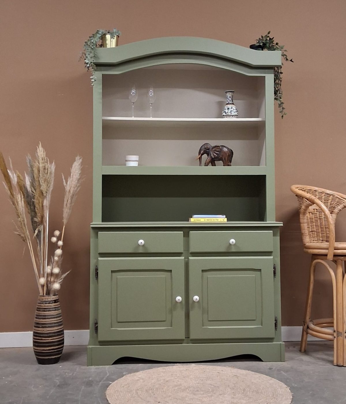 vintage buffetkast woonkamerkast servieskast uniek duurzaam interieur